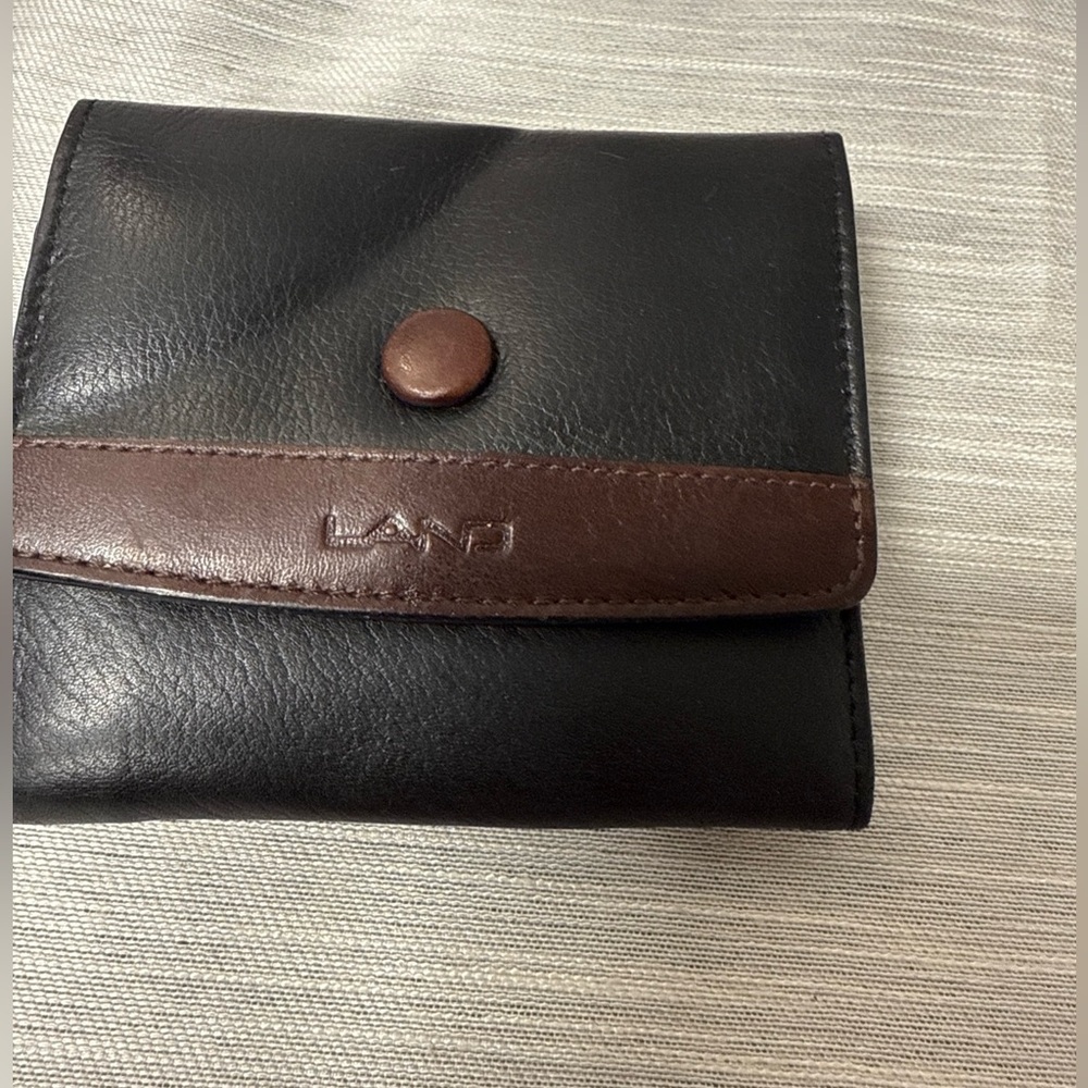 Black and Brown Men's Wallet